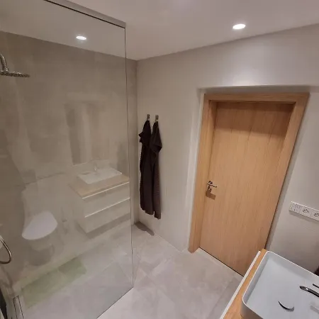 Quiet 1-bedroom In A Basement Of New Prague