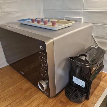 Quiet 1-bedroom In A Basement Of New Apartamento *